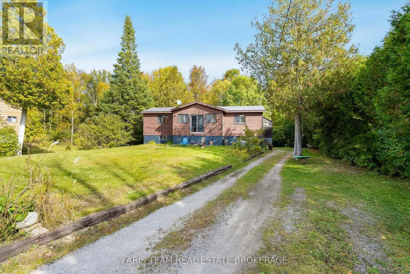 7 COUCHICHING CRESCENT