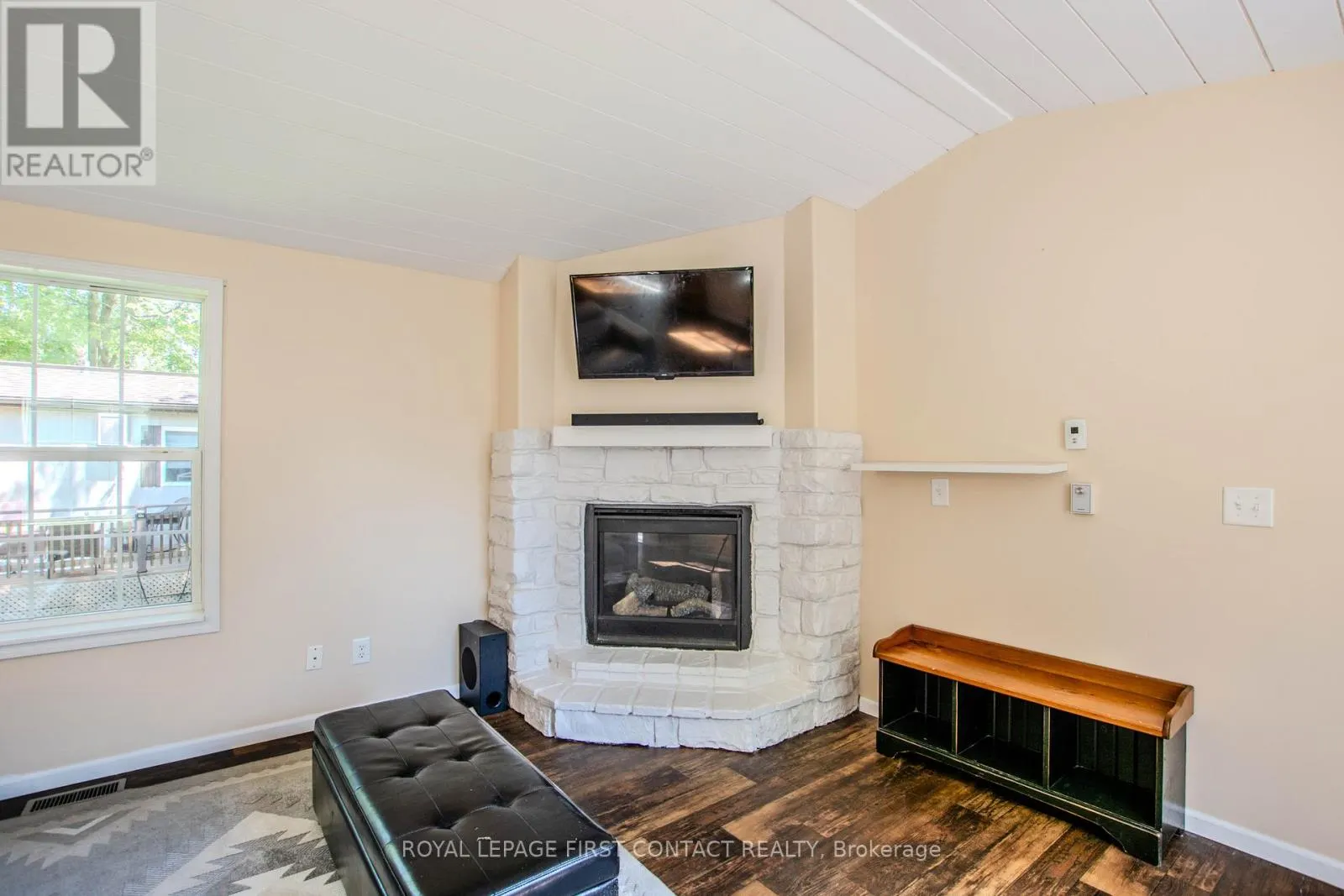 23 GEORGIAN GLEN DRIVE