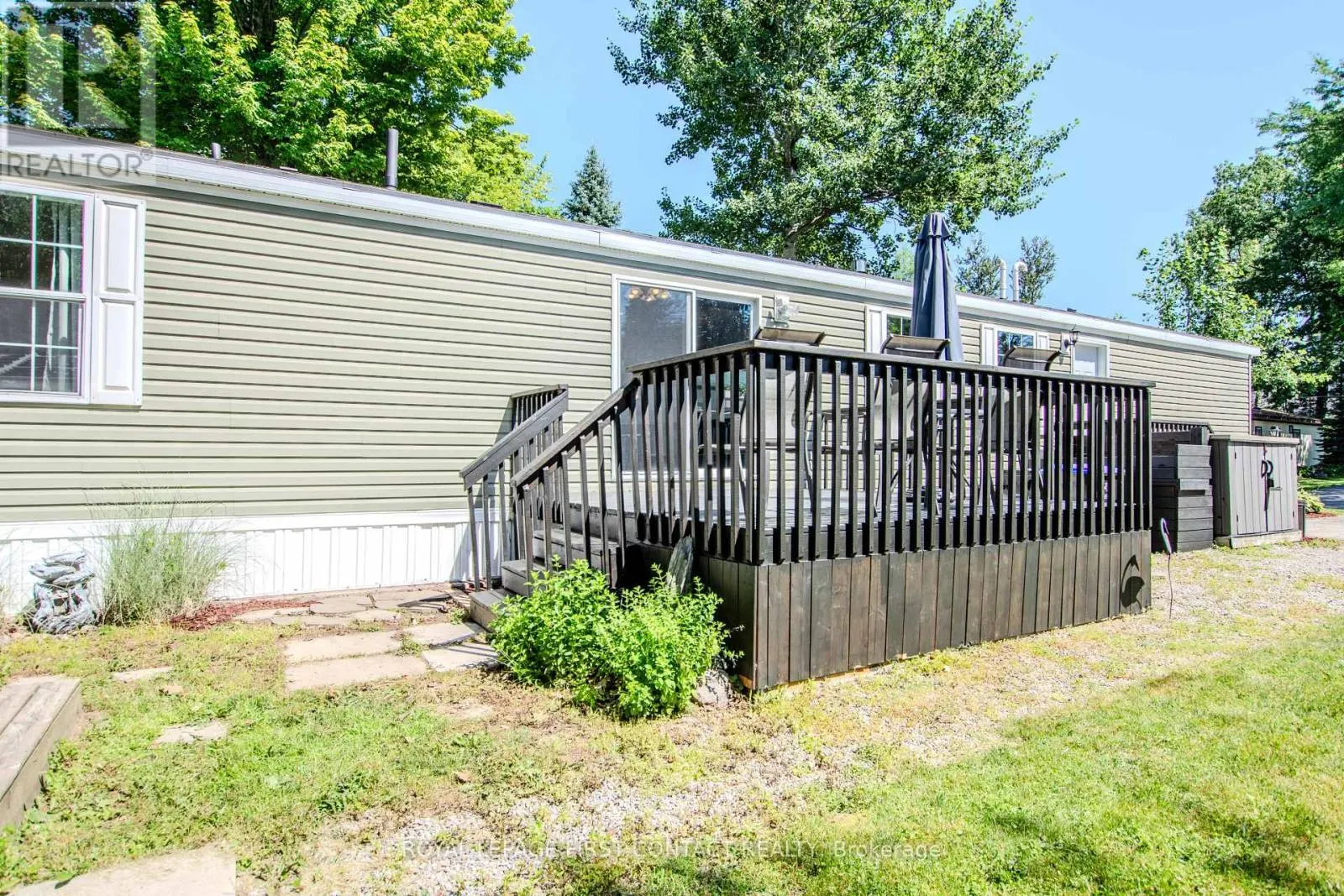 23 GEORGIAN GLEN DRIVE