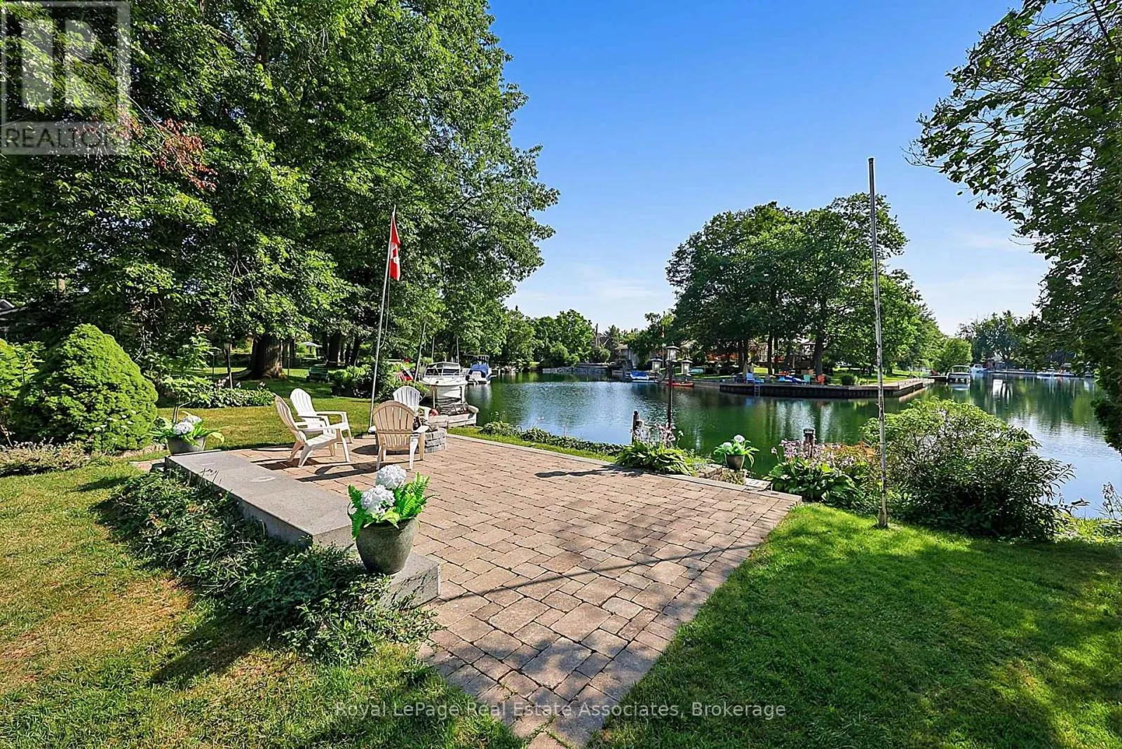 408 MOONEY CRESCENT