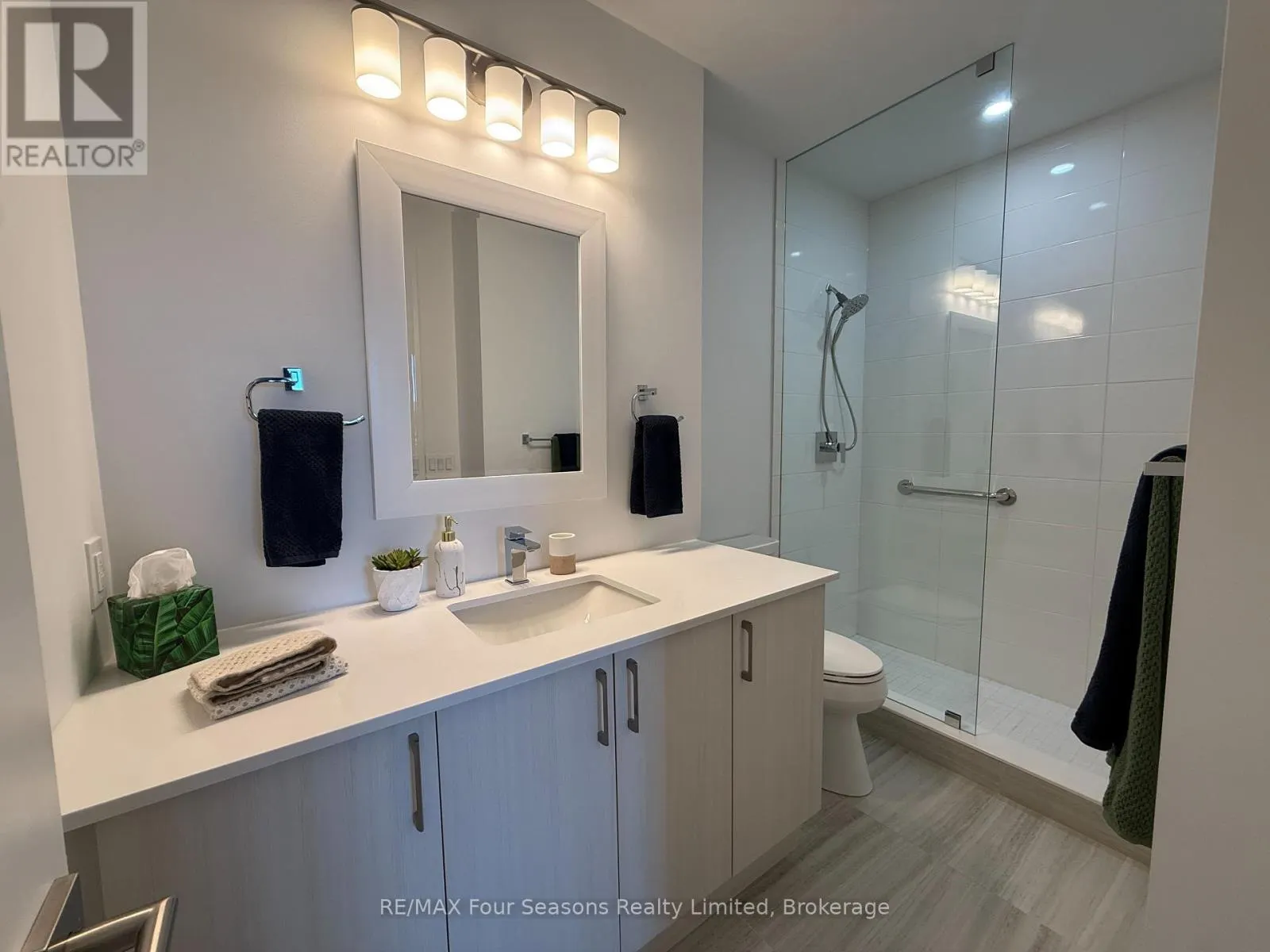 514 - 1 HUME STREET W #514