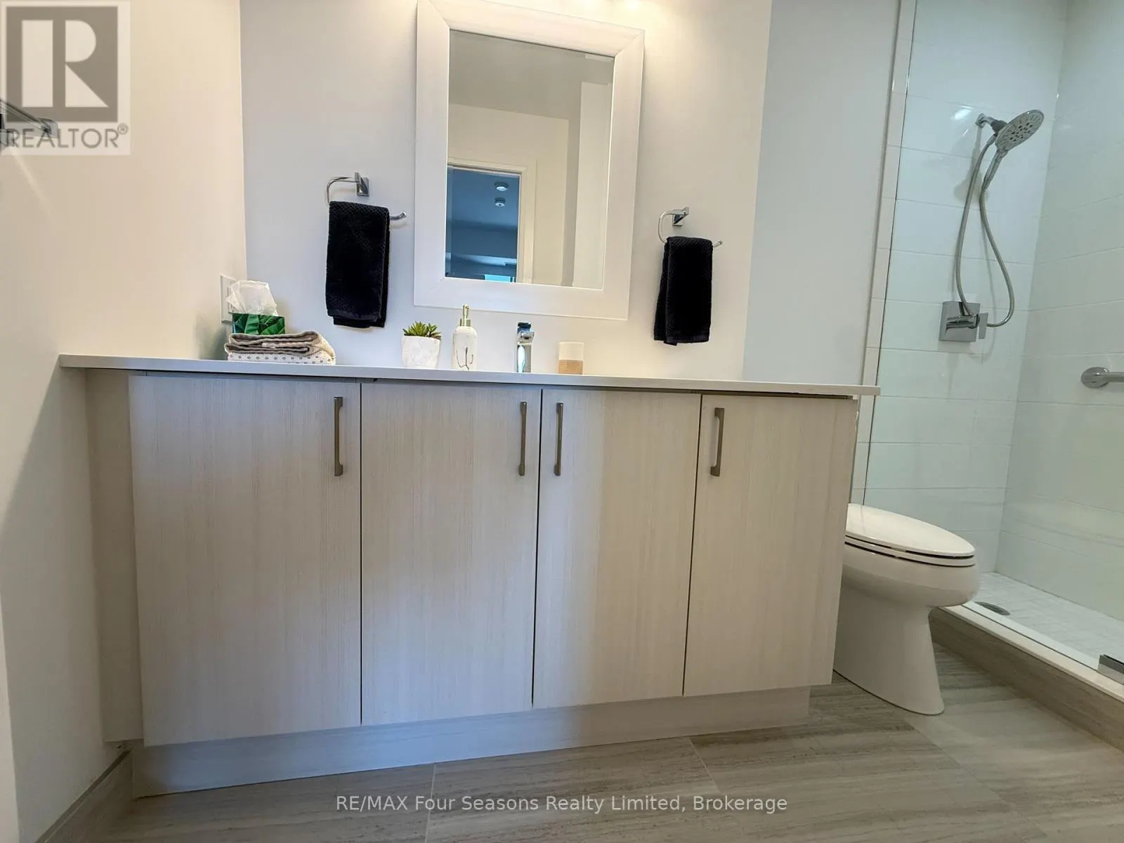 514 - 1 HUME STREET W #514