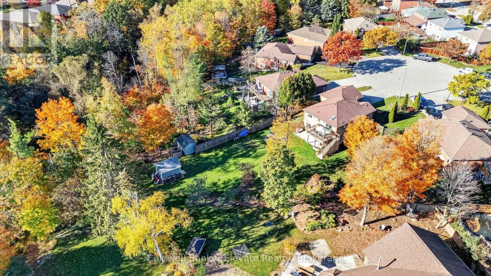 15 NAKISKA COURT