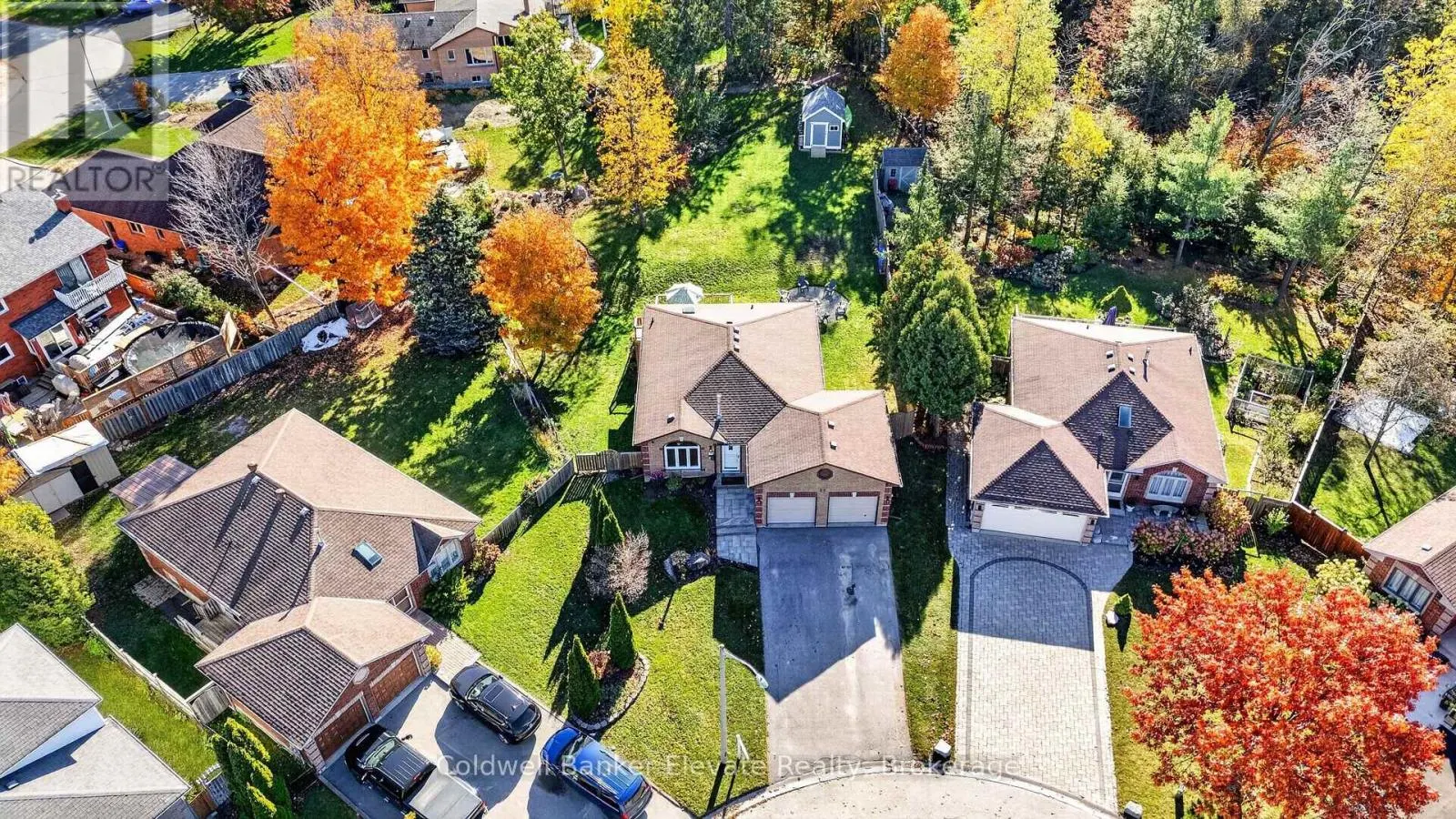15 NAKISKA COURT