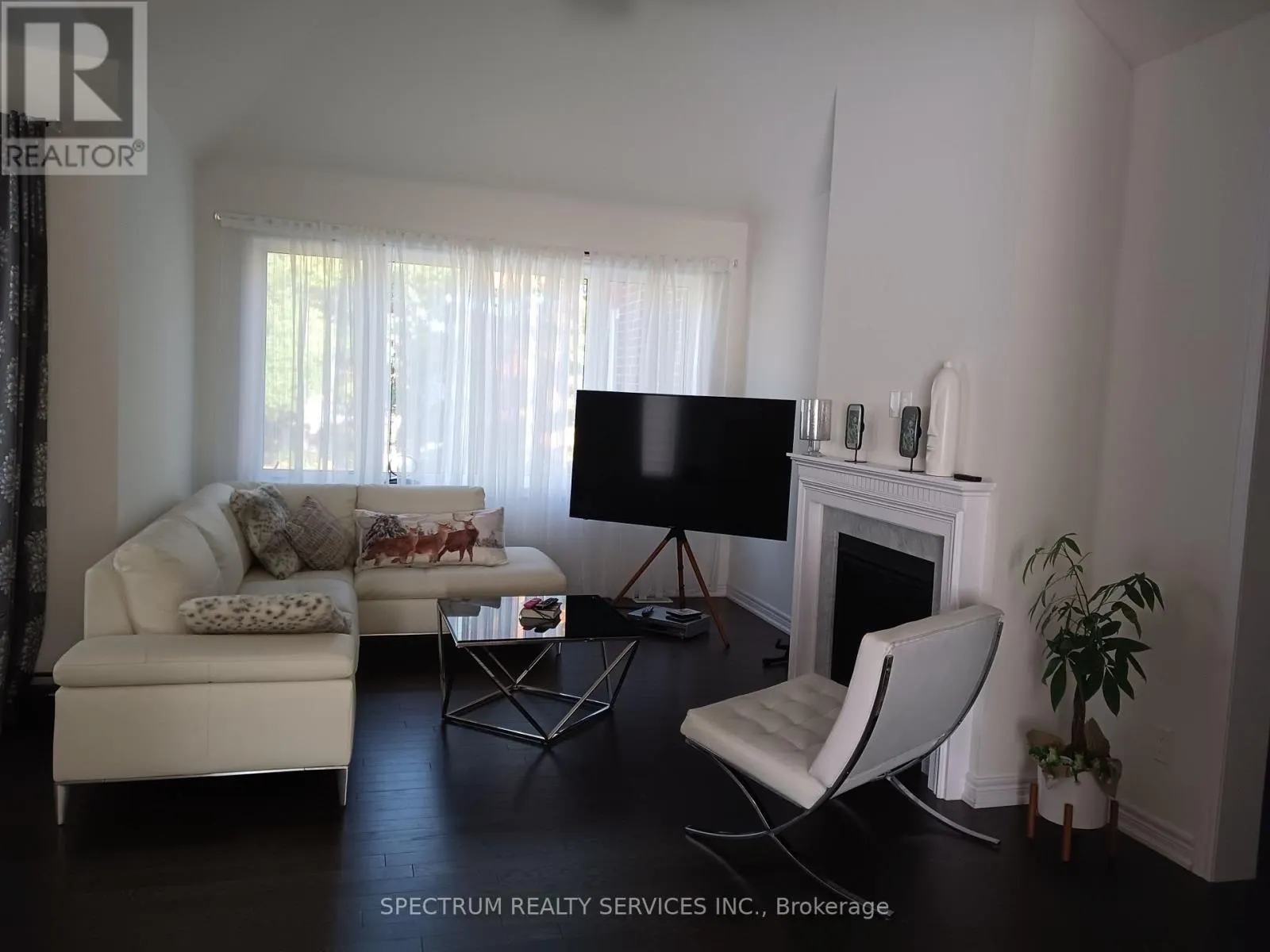 64 REGINA BOULEVARD