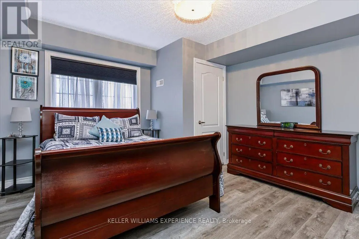 13 - 137 SYDENHAM WELLS