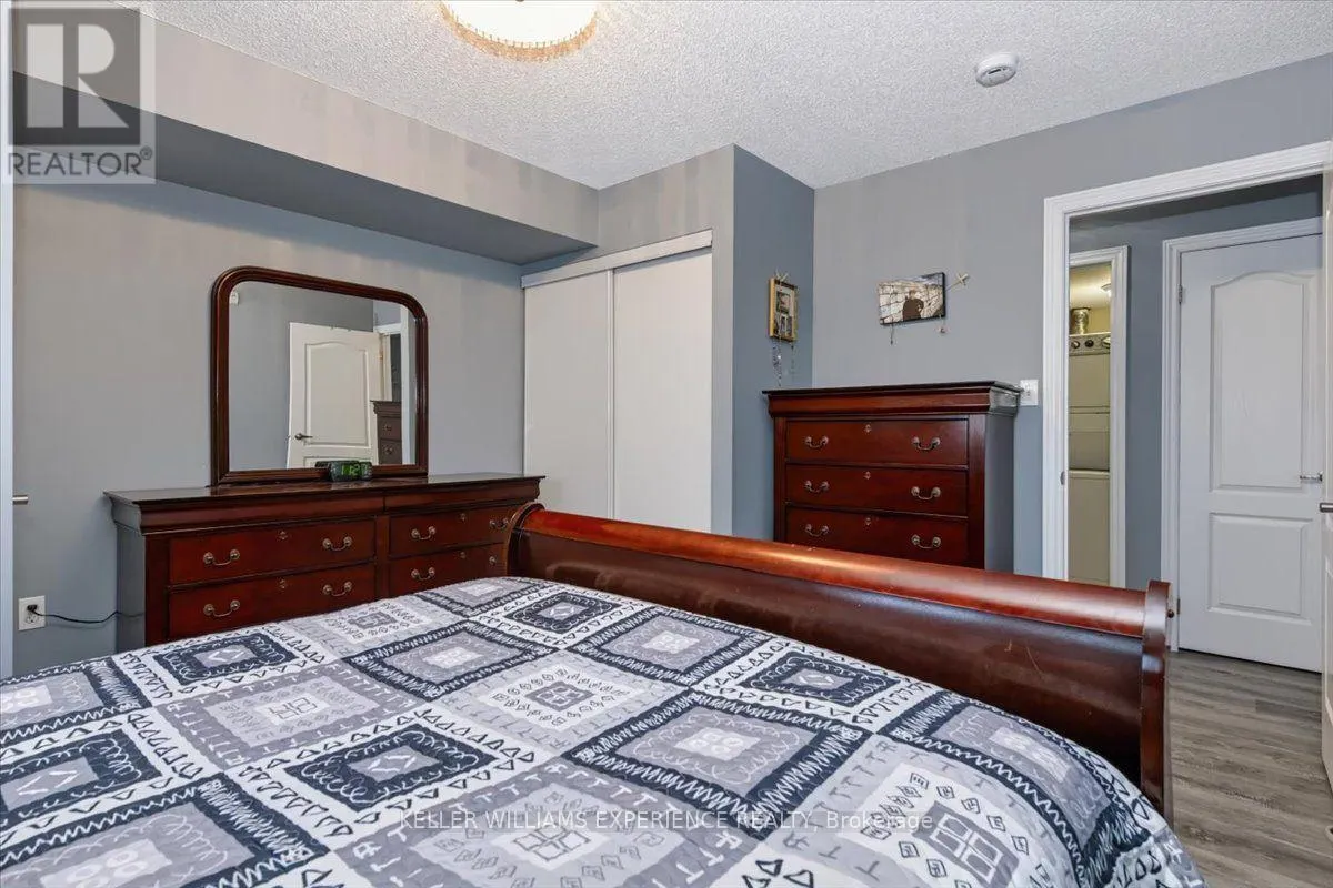 13 - 137 SYDENHAM WELLS