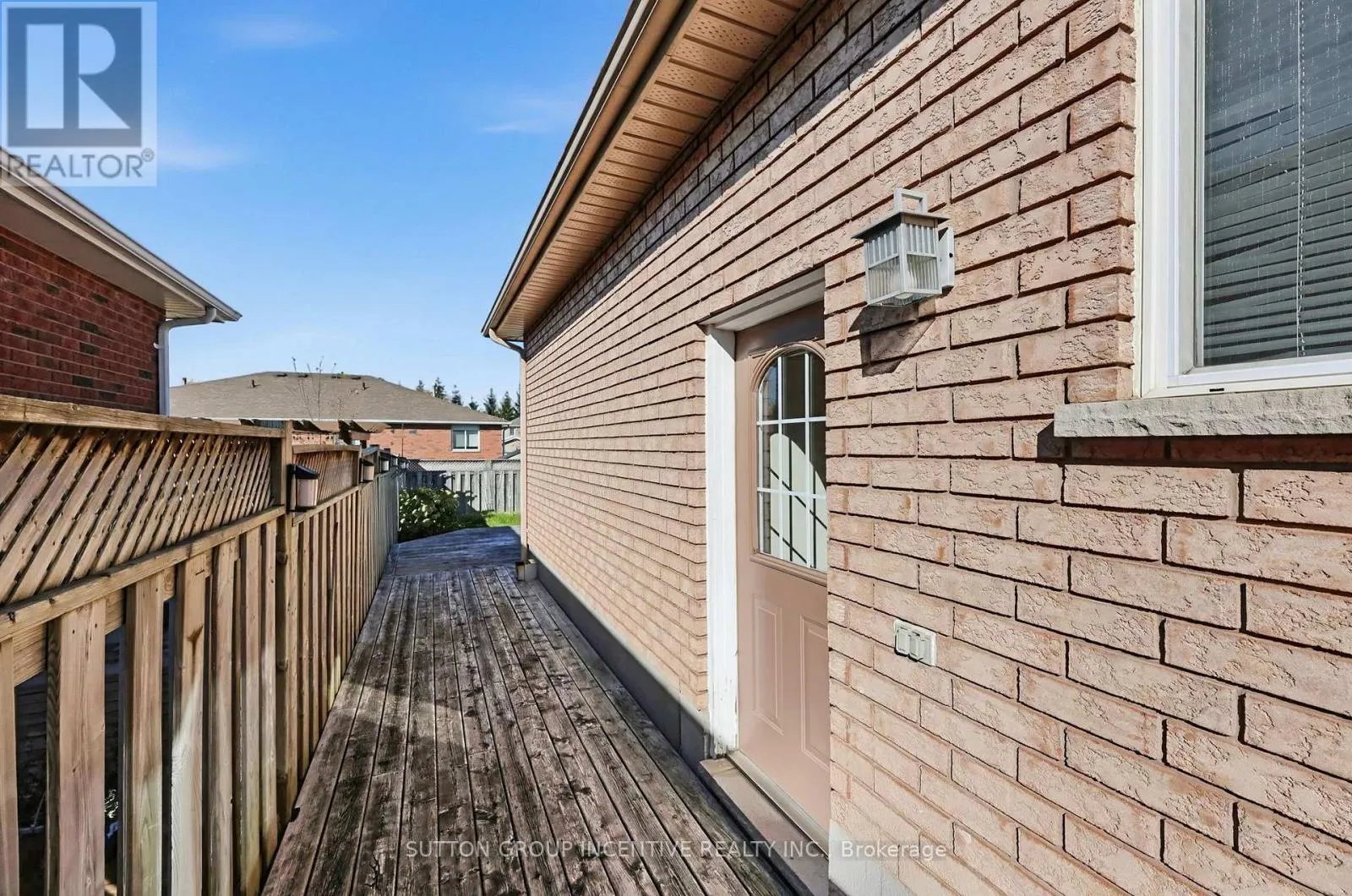 8 LUCAS AVENUE