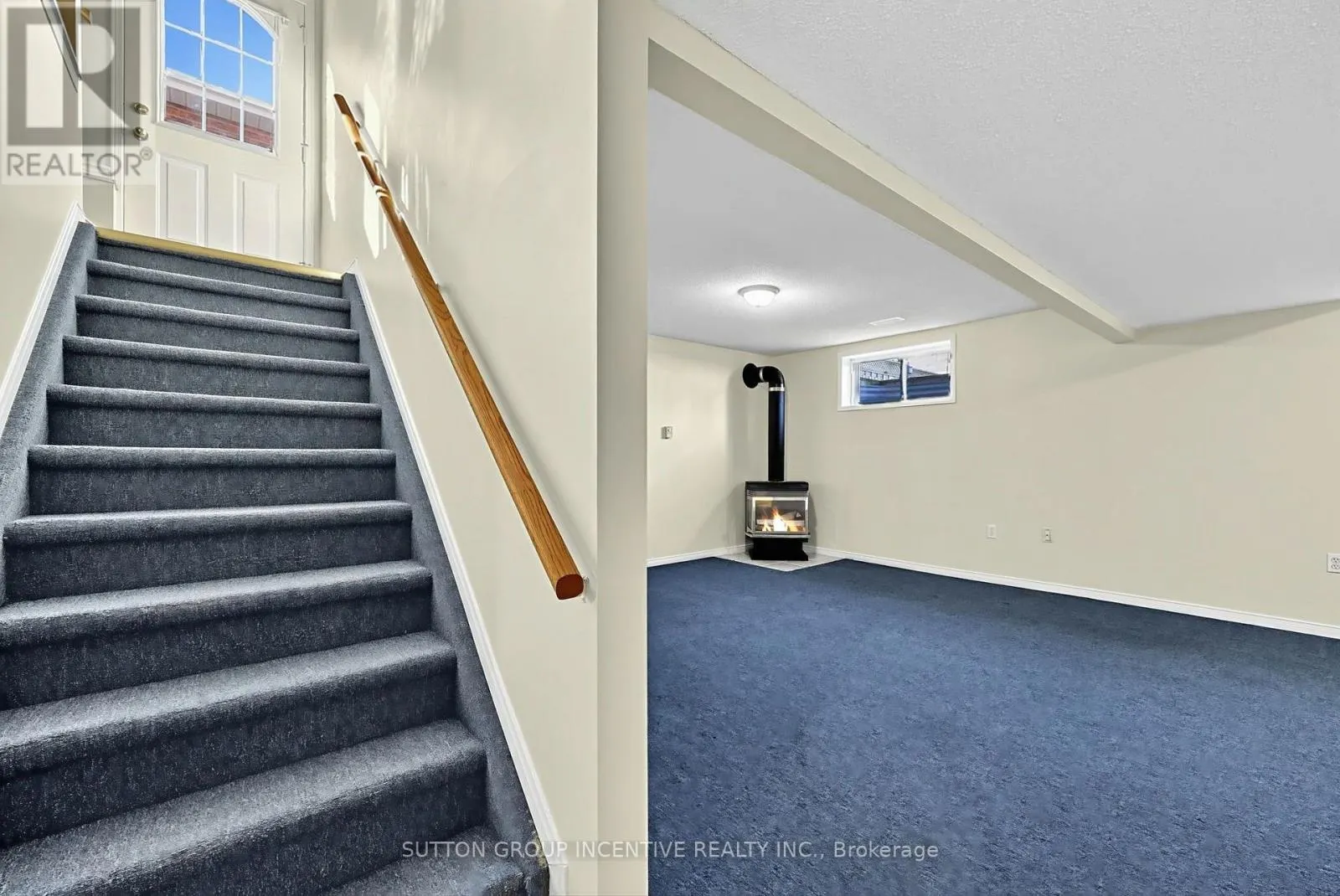 8 LUCAS AVENUE