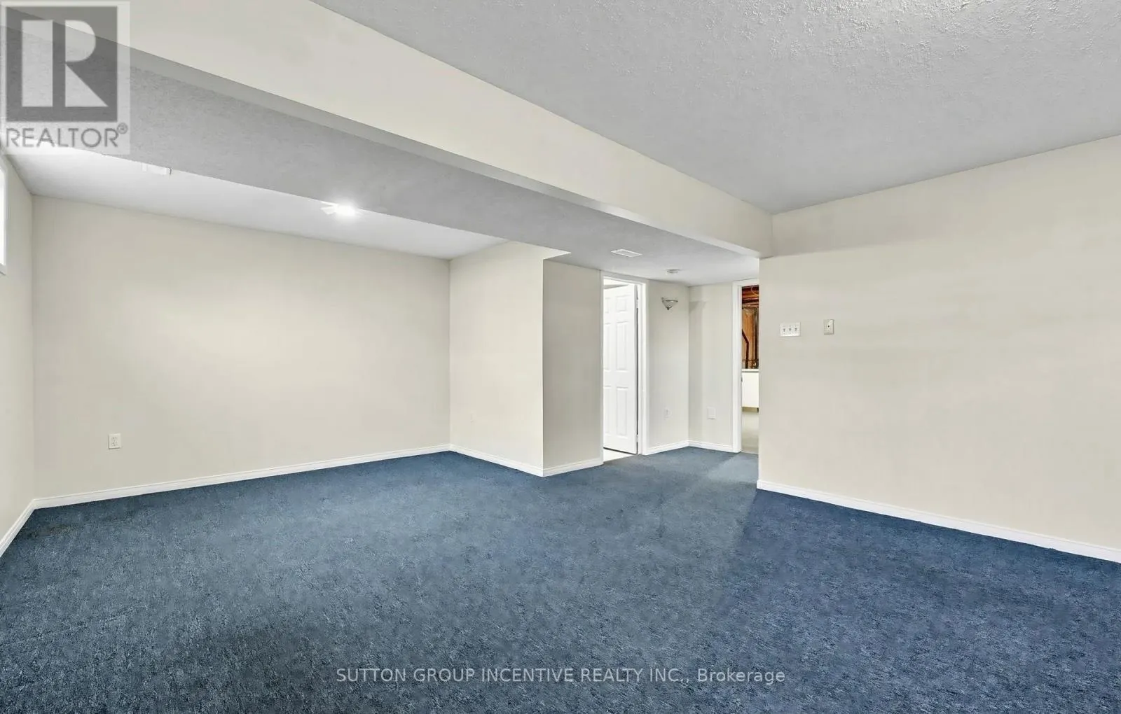 8 LUCAS AVENUE