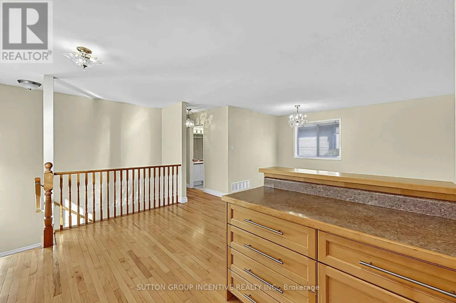 8 LUCAS AVENUE