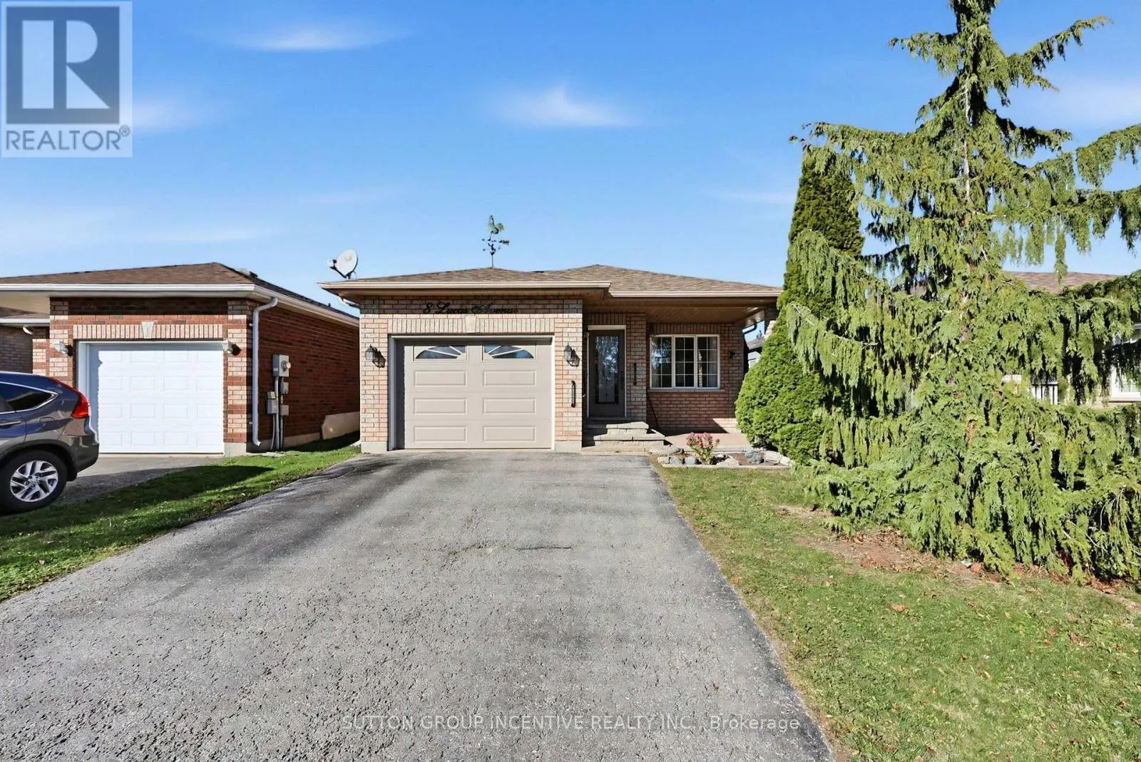 8 LUCAS AVENUE