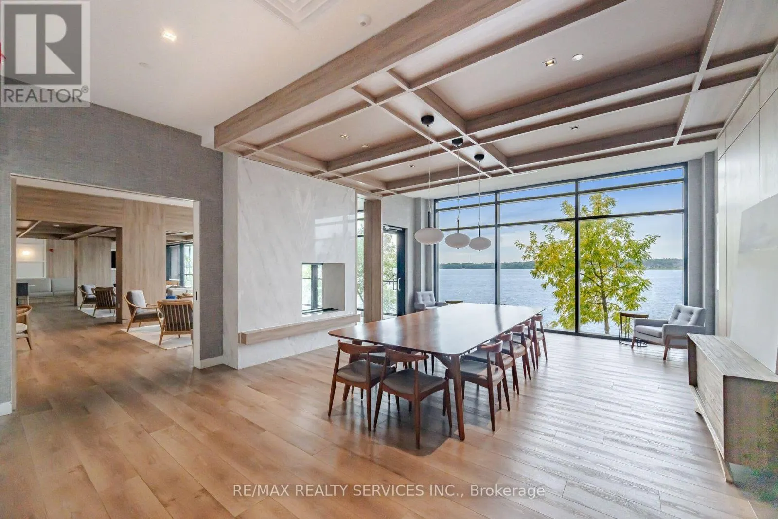 620 - 185 DUNLOP STREET E