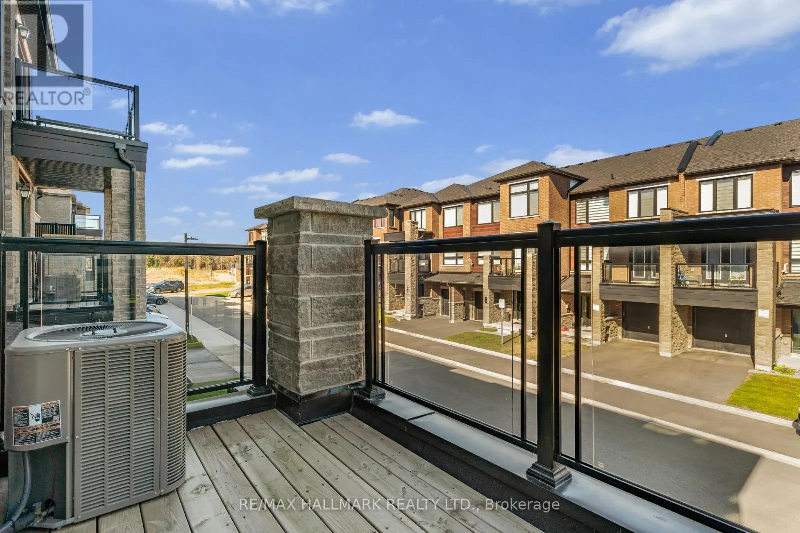 48 SPRY LANE