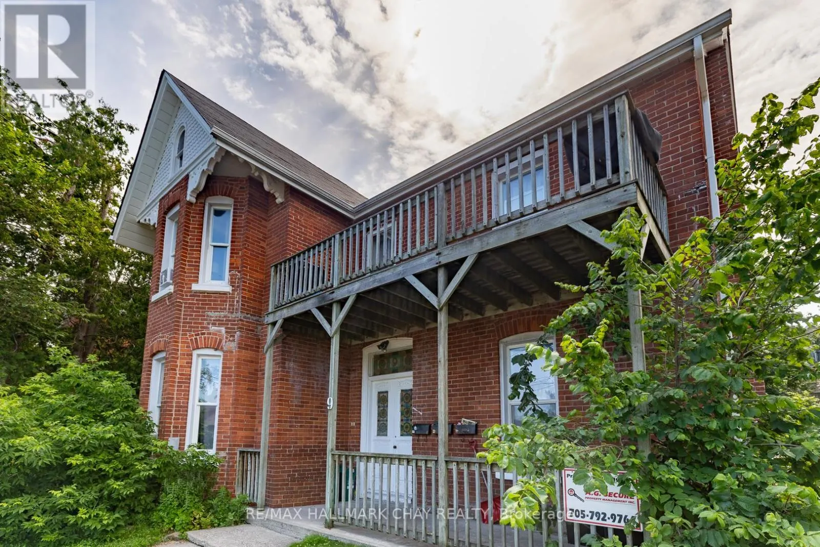 9 PENETANG STREET