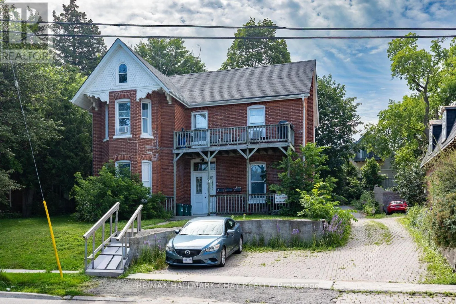 9 PENETANG STREET