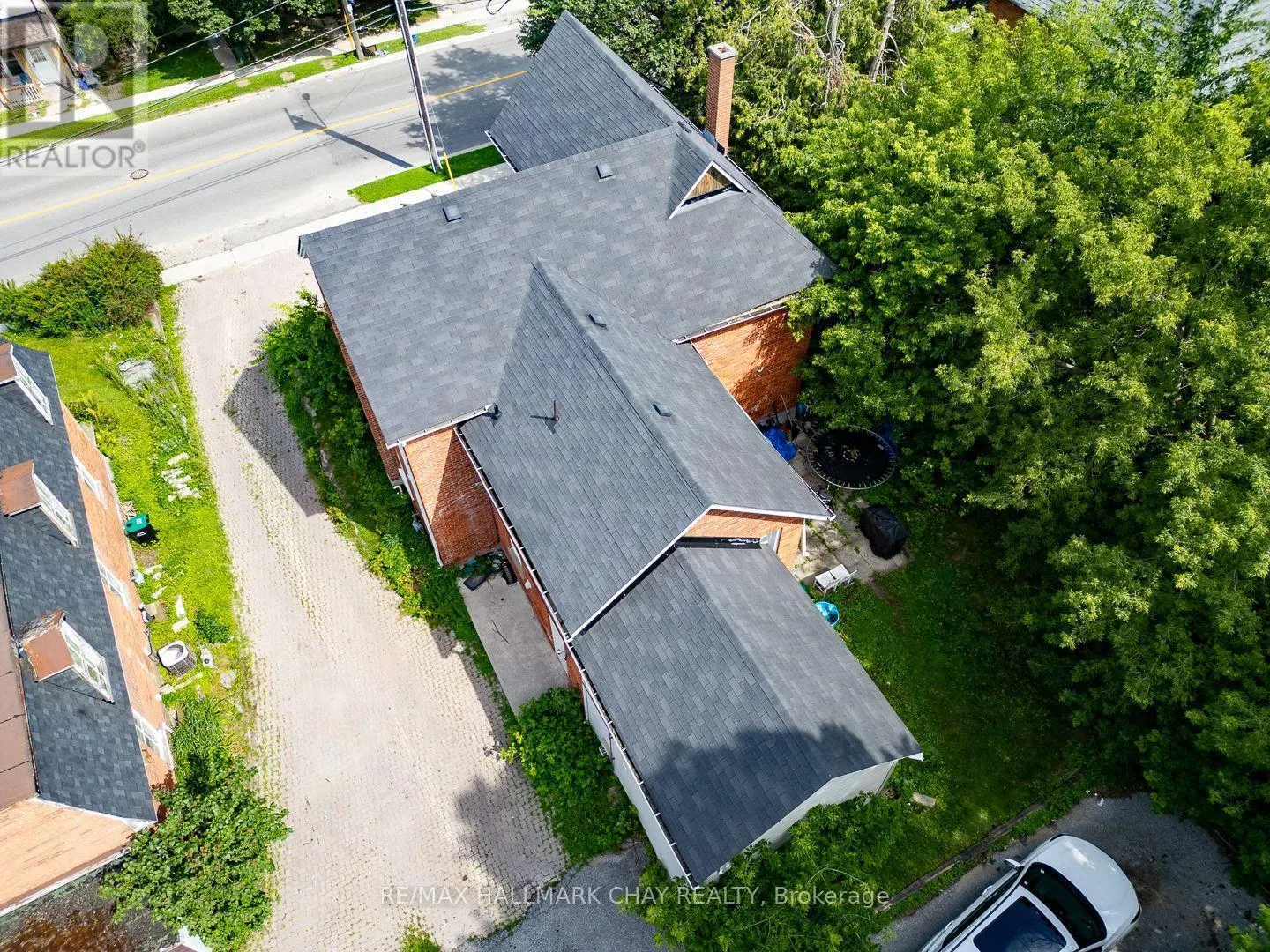 9 PENETANG STREET