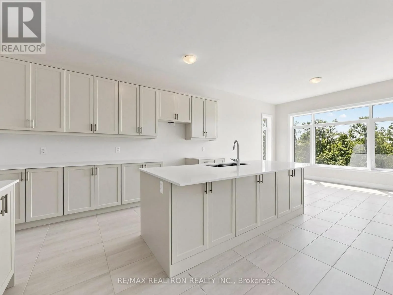 76 EAGLES REST ESTATES DRIVE