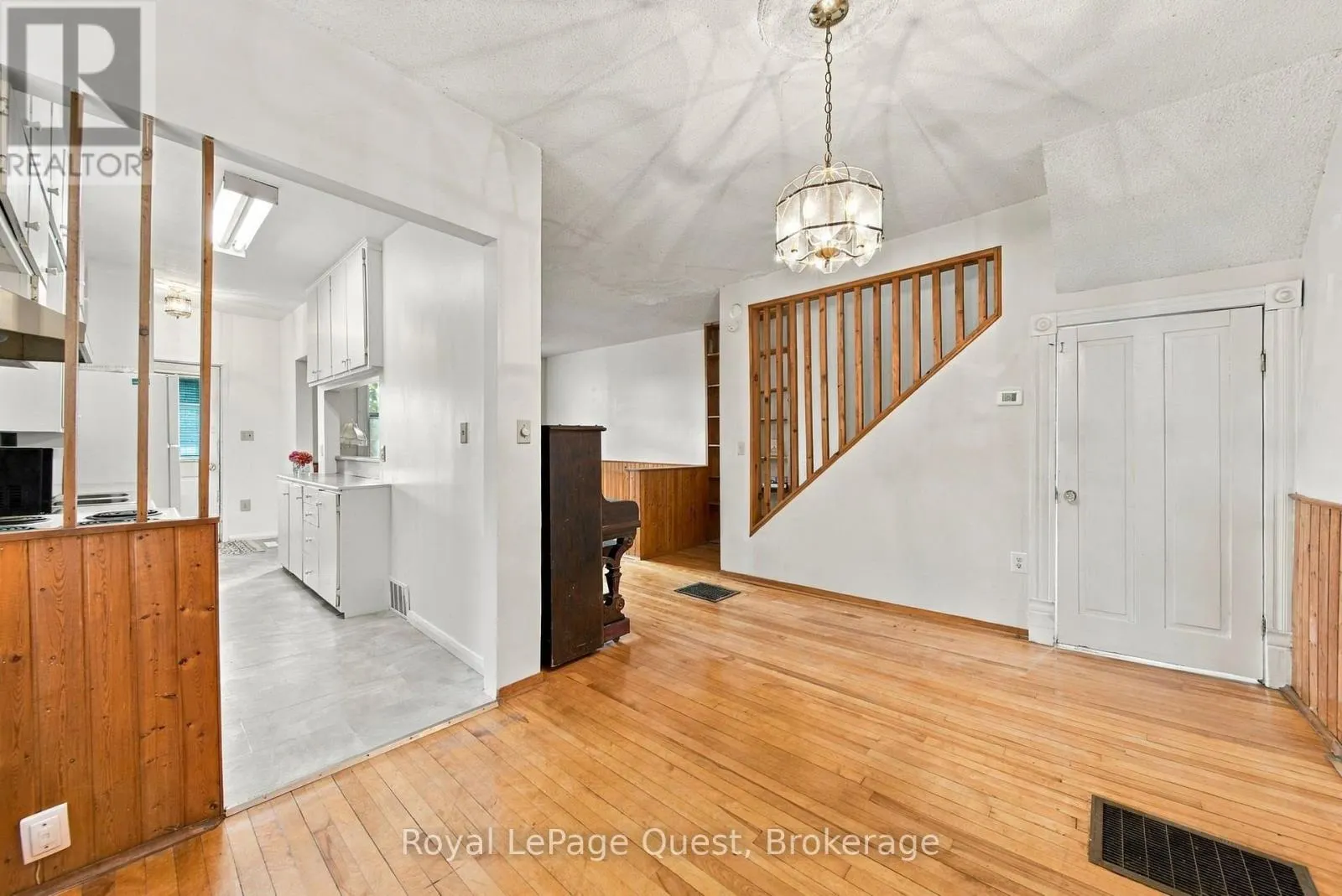 148 COLDWATER ROAD W