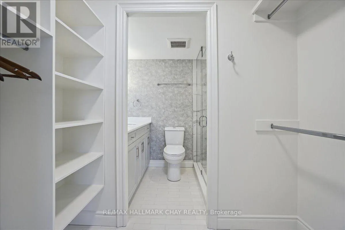 1208 - 181 COLLIER STREET