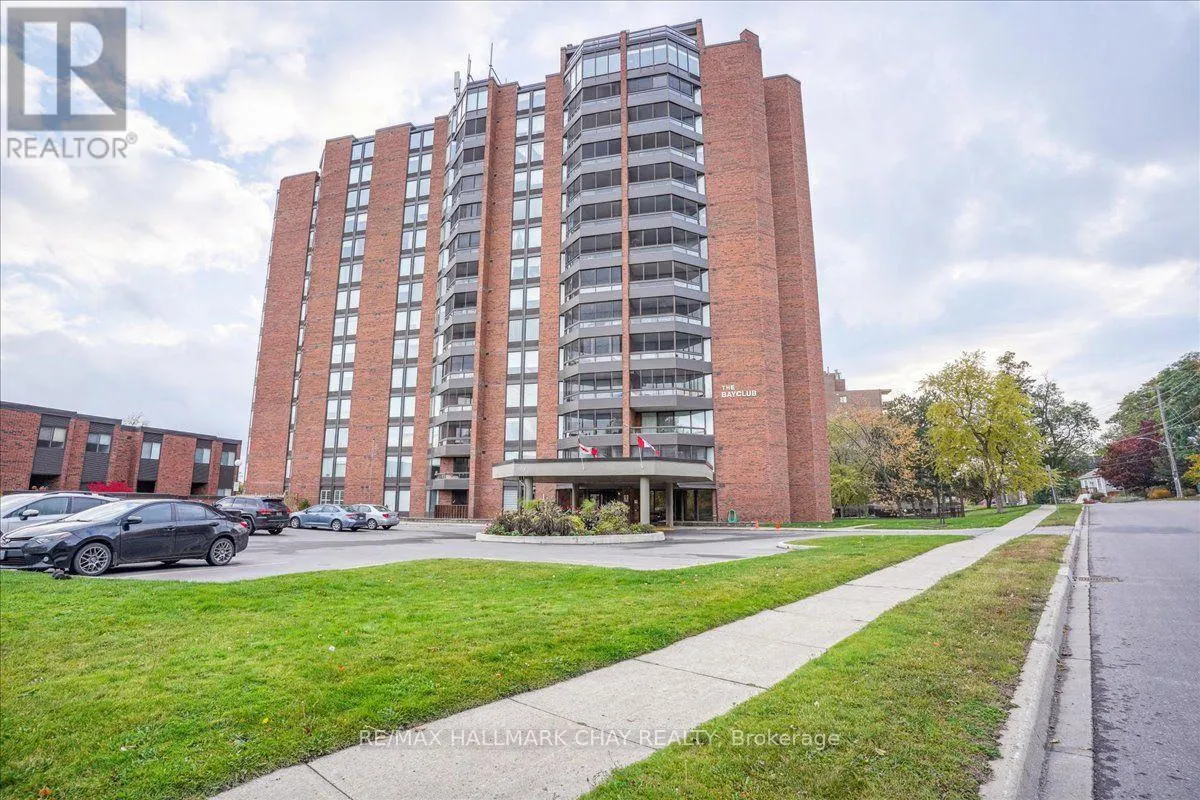 1208 - 181 COLLIER STREET