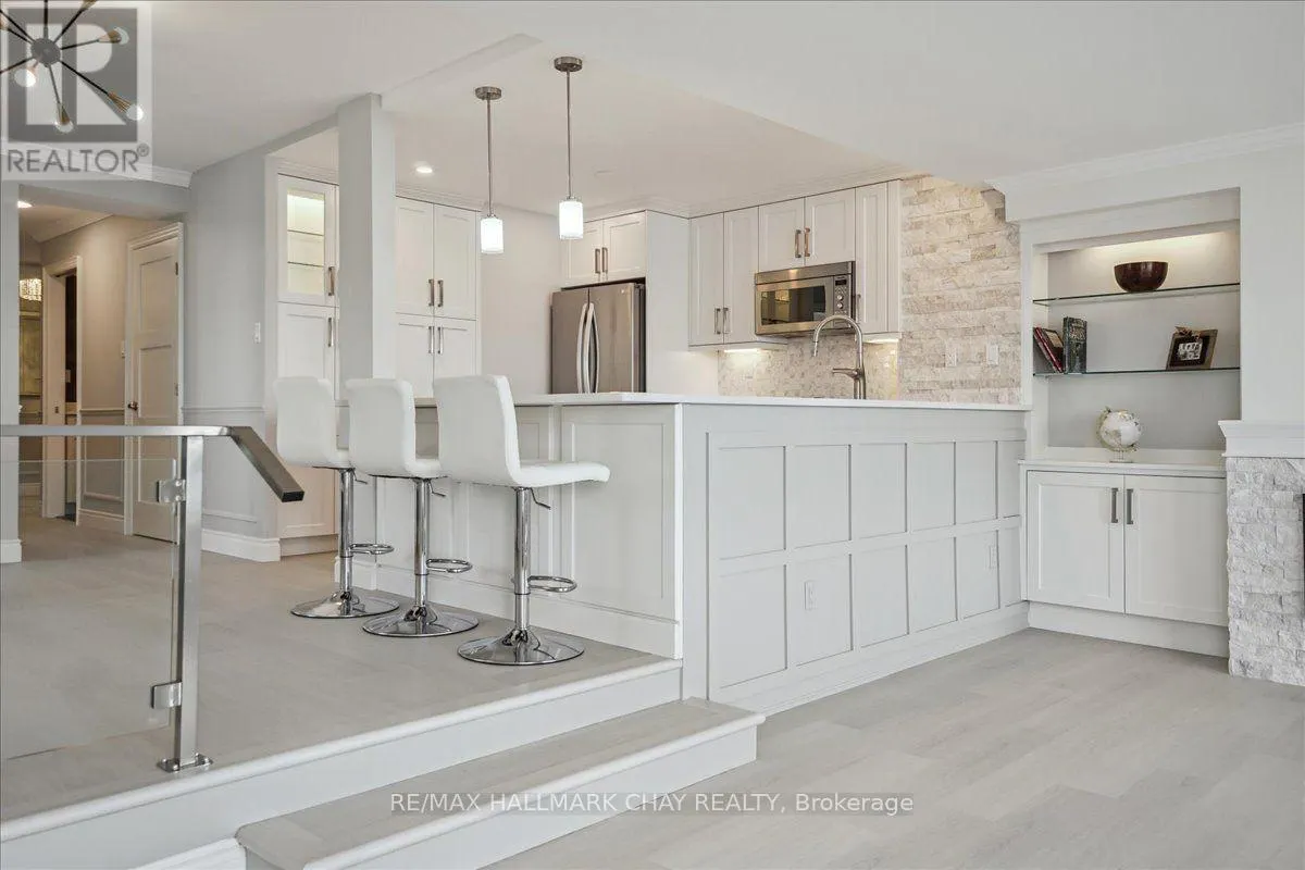 1208 - 181 COLLIER STREET