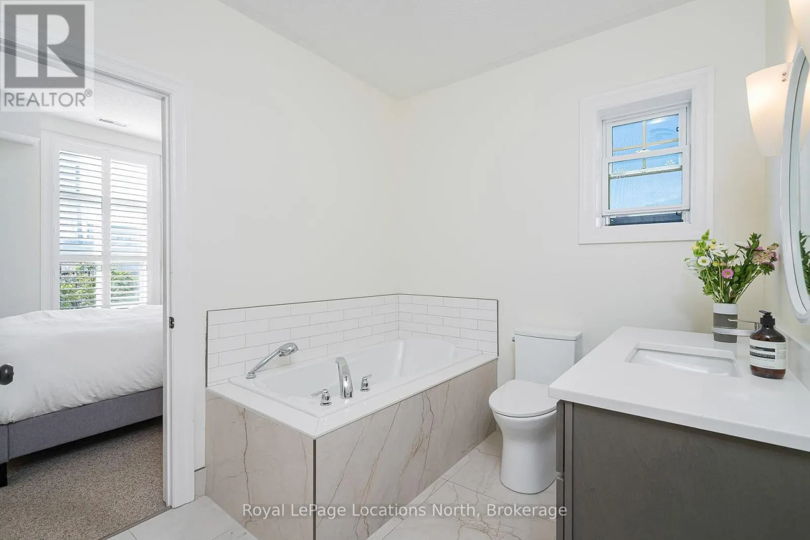 36 SAINT MARIE STREET