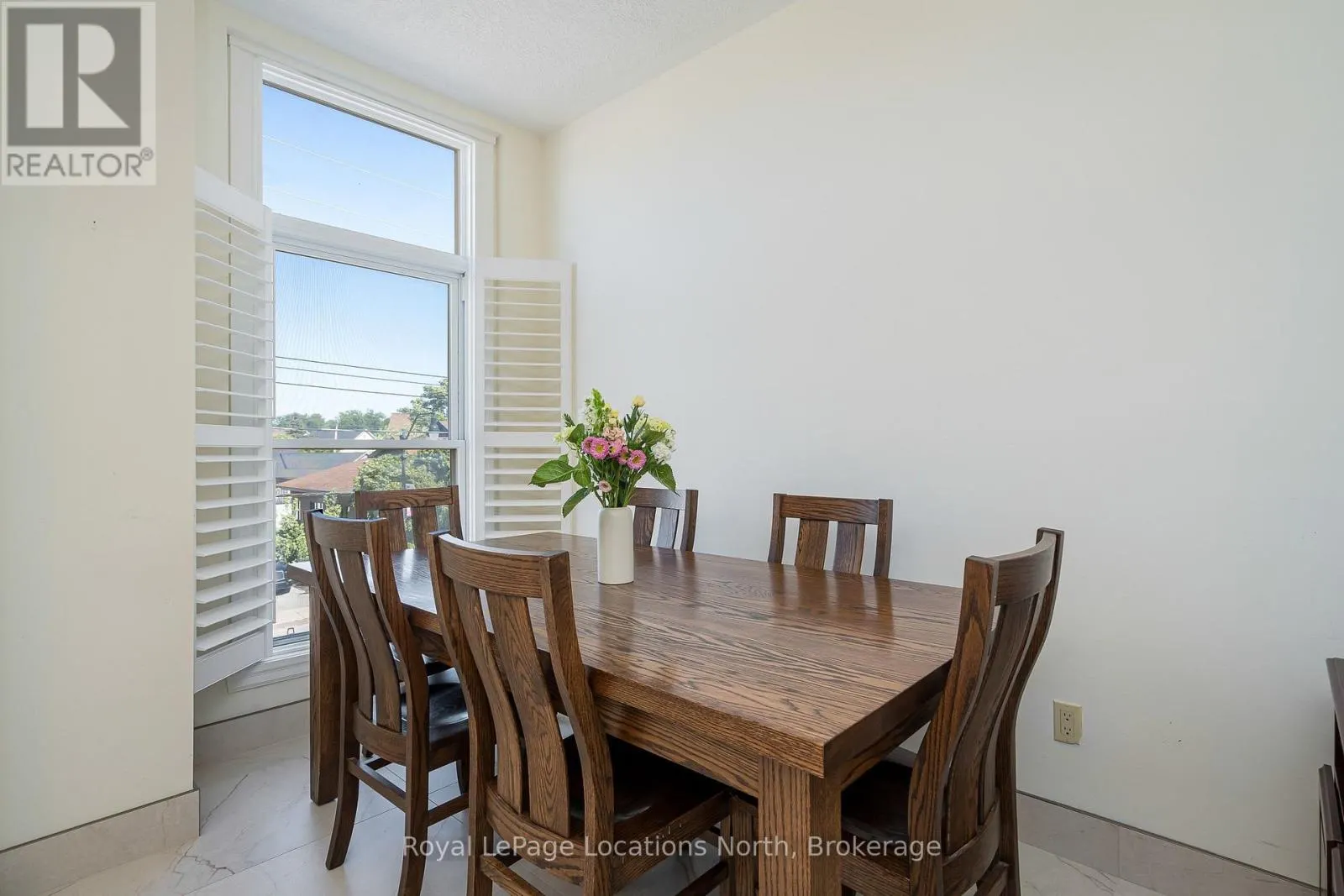 36 SAINT MARIE STREET