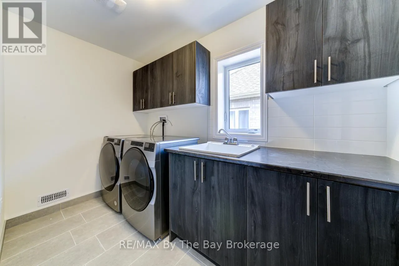 174 MAPLESIDE DRIVE