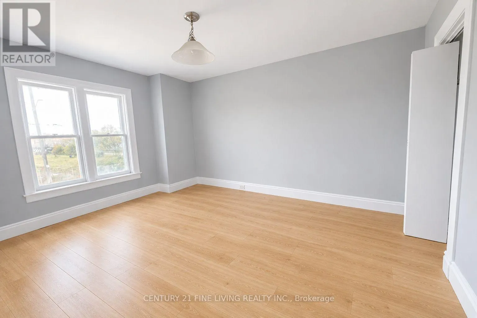 2 - 146 BRADFORD STREET