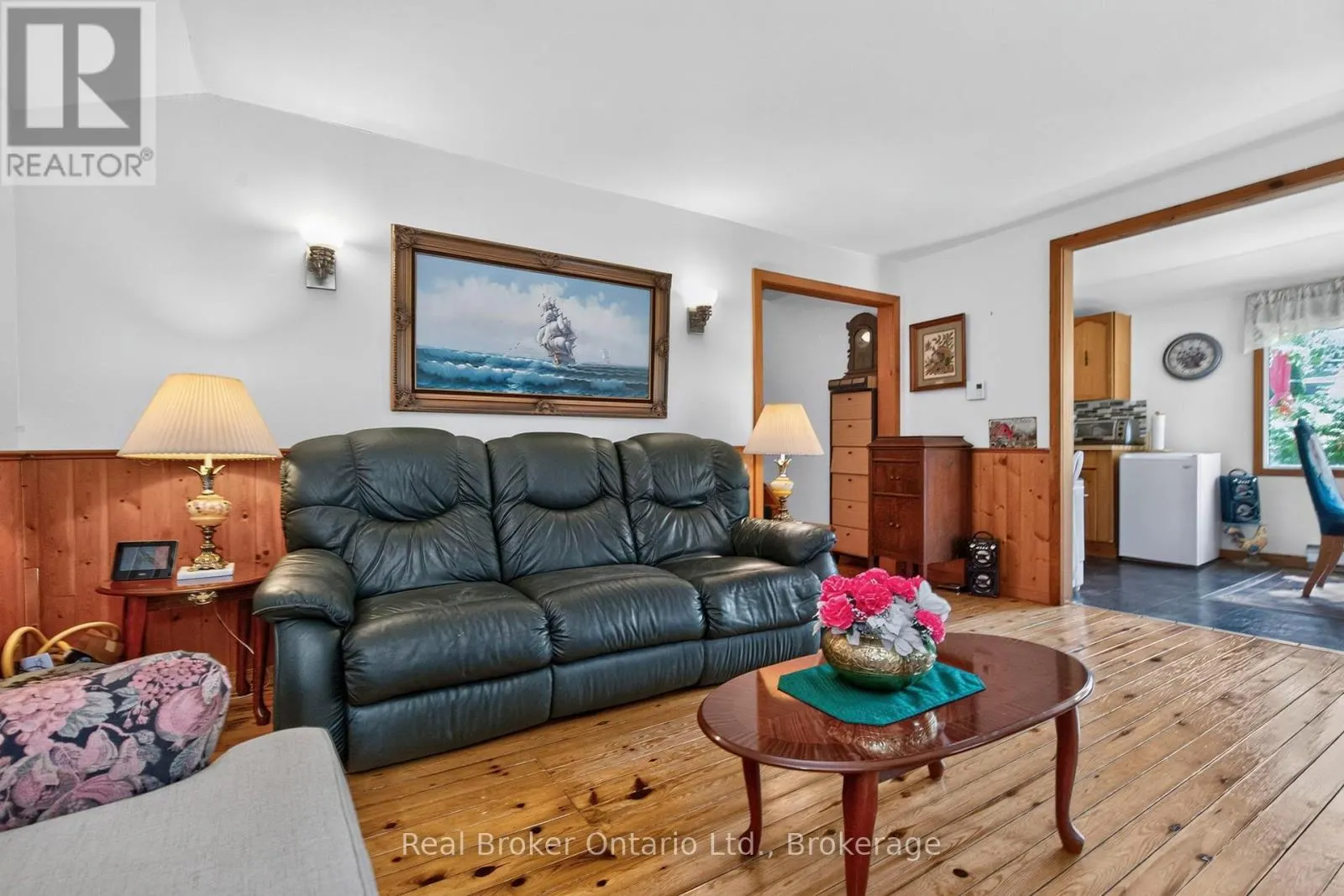 81 ANDREW DRIVE