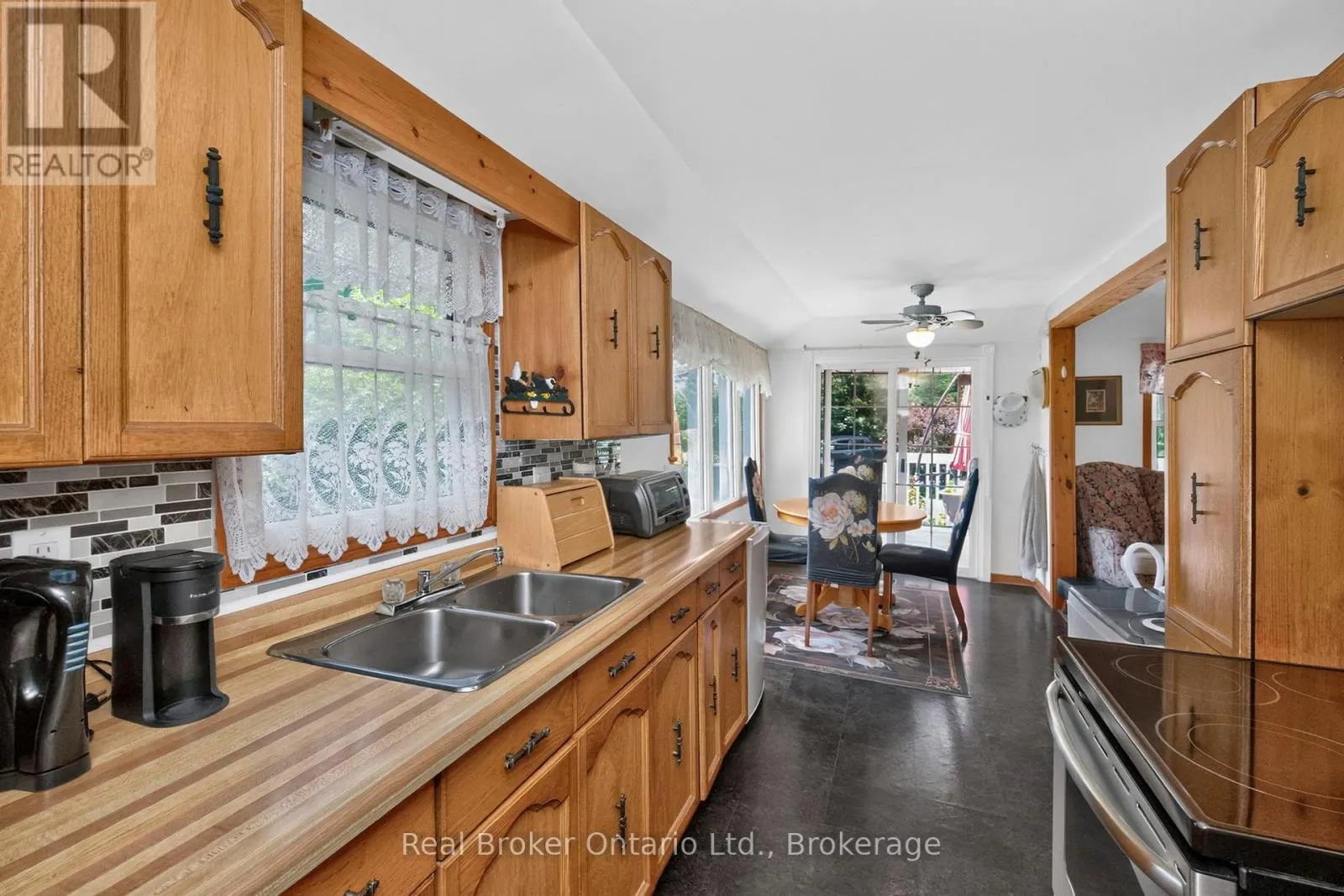 81 ANDREW DRIVE