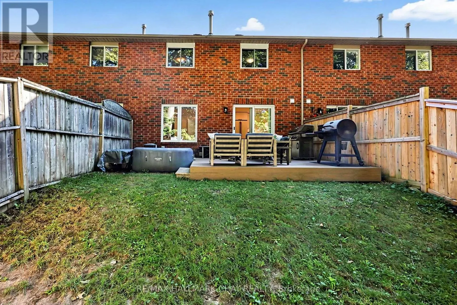 3 - 38 KENWELL CRESCENT
