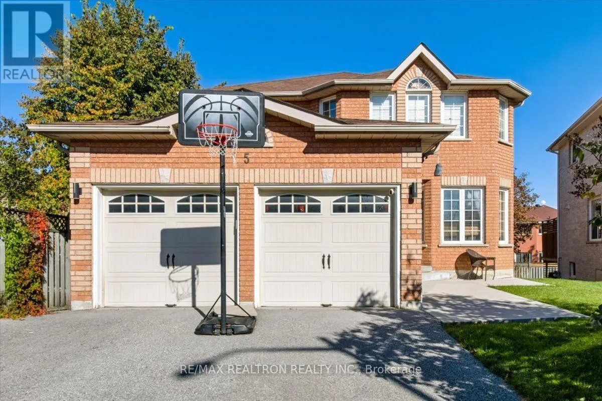 5 WIDGEON STREET