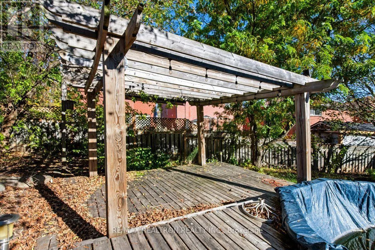 5 WIDGEON STREET