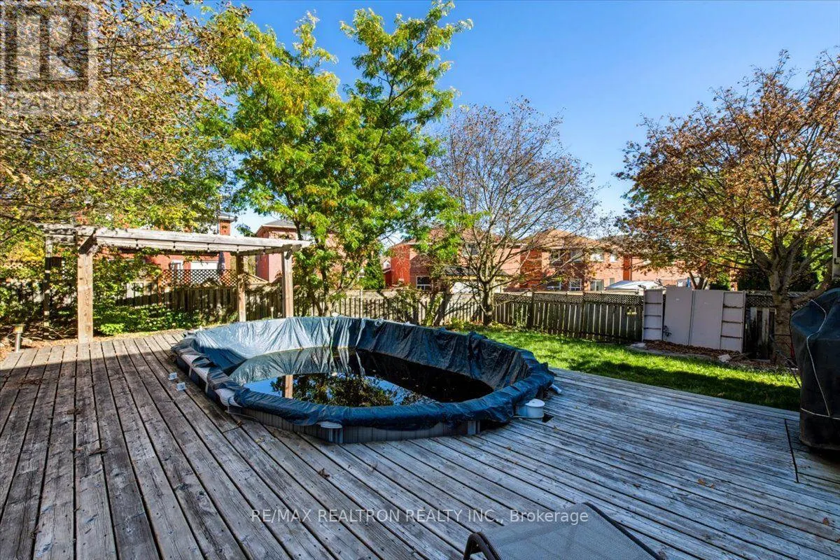 5 WIDGEON STREET