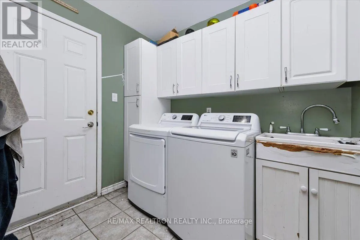 5 WIDGEON STREET