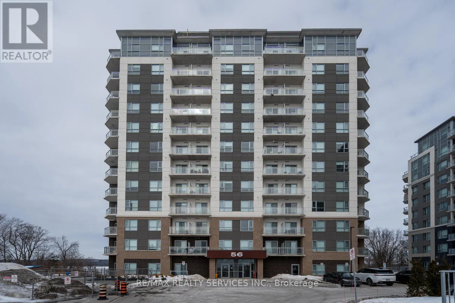 108 - 56 LAKESIDE TERRACE