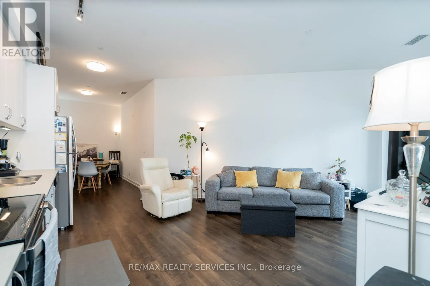 108 - 56 LAKESIDE TERRACE