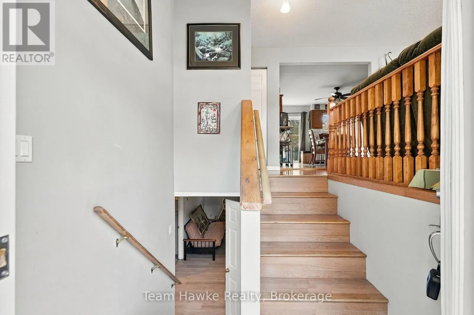 464 WEST STREET W