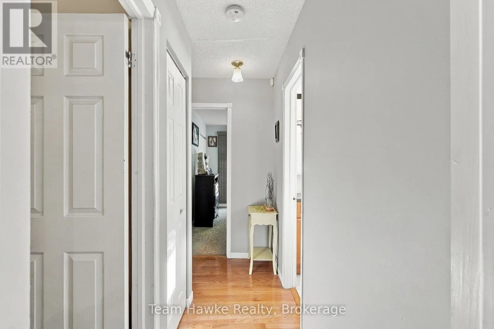 464 WEST STREET W