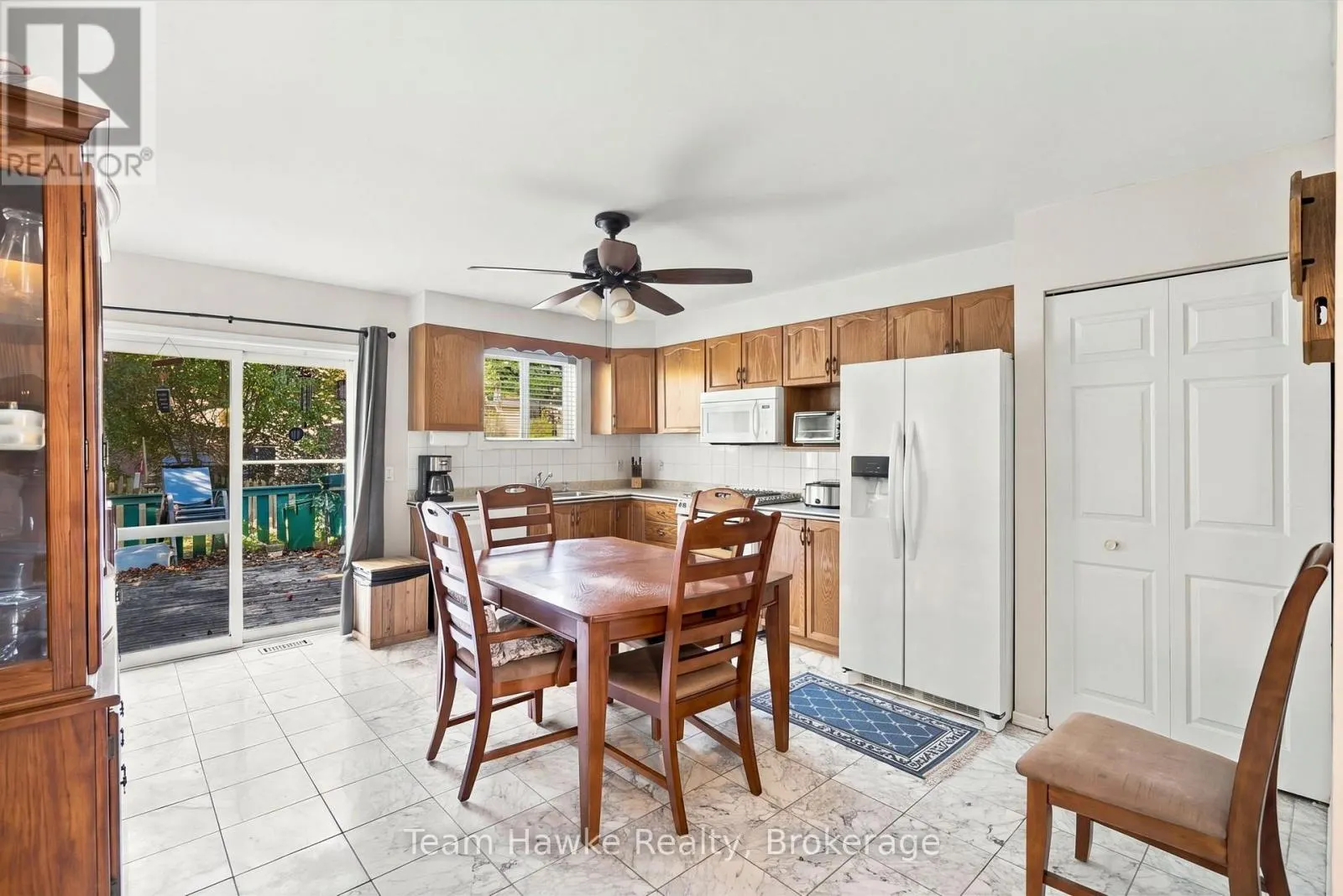 464 WEST STREET W