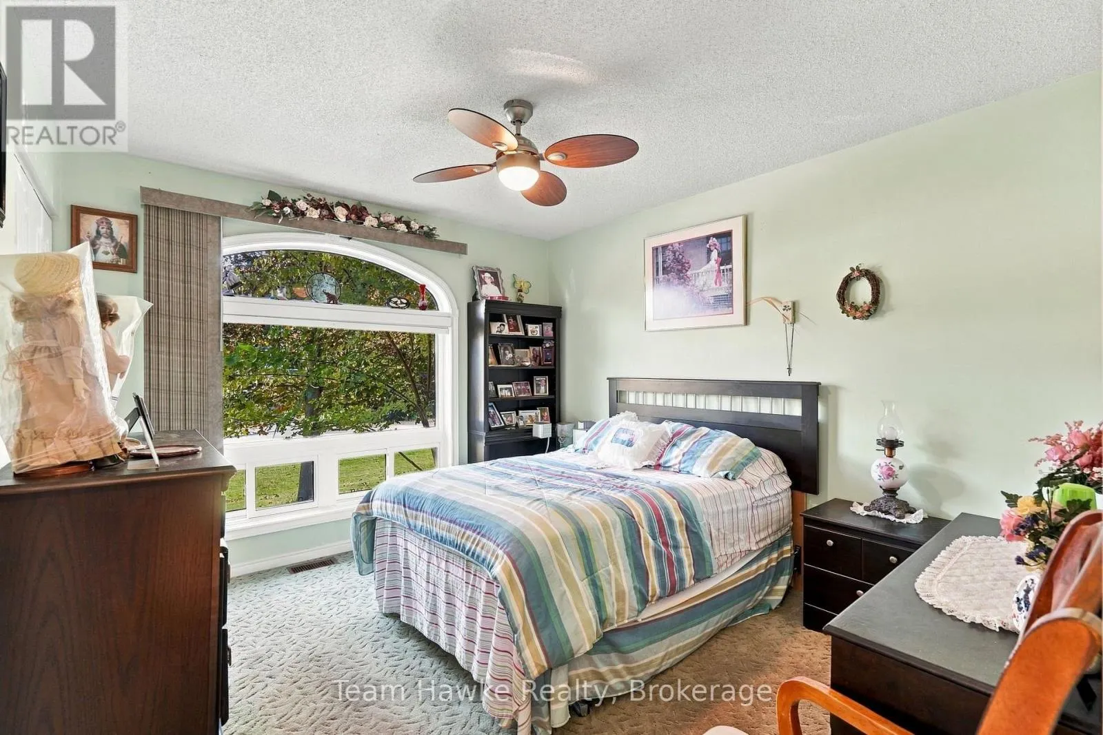 464 WEST STREET W