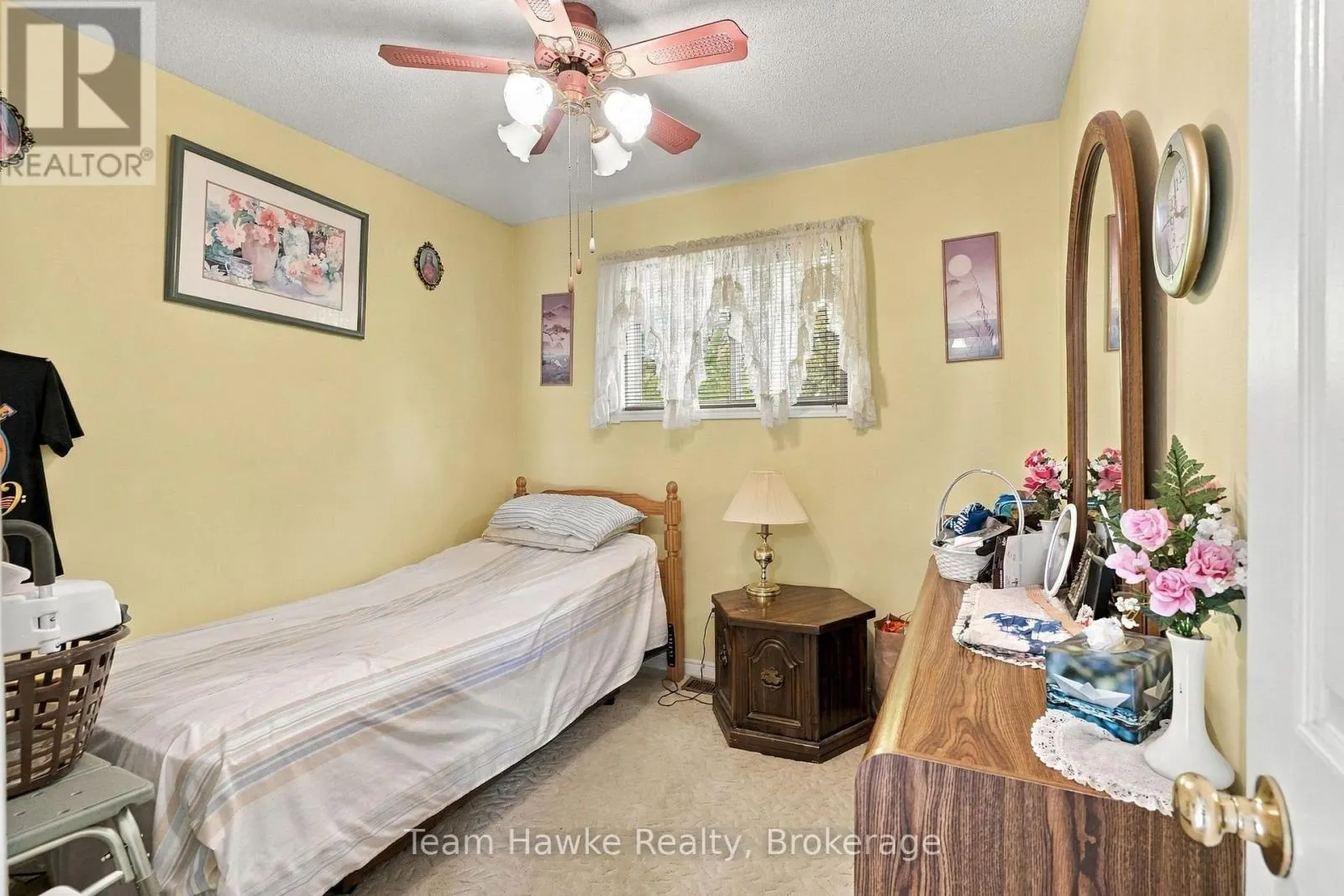 464 WEST STREET W