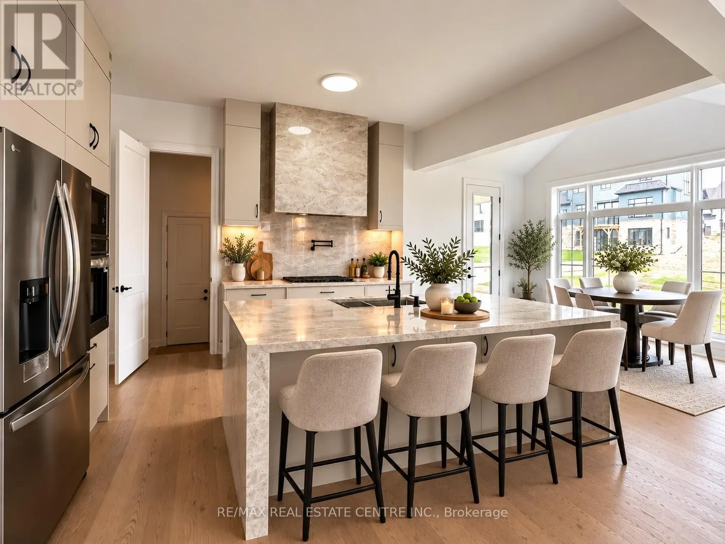 13 VINNICOMBE DRIVE