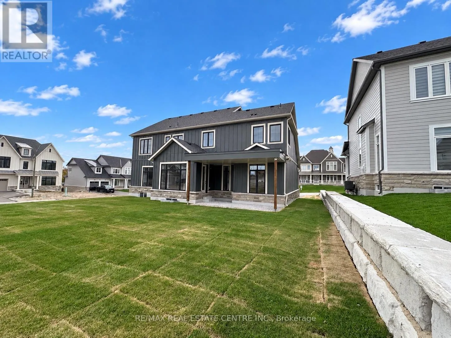 13 VINNICOMBE DRIVE