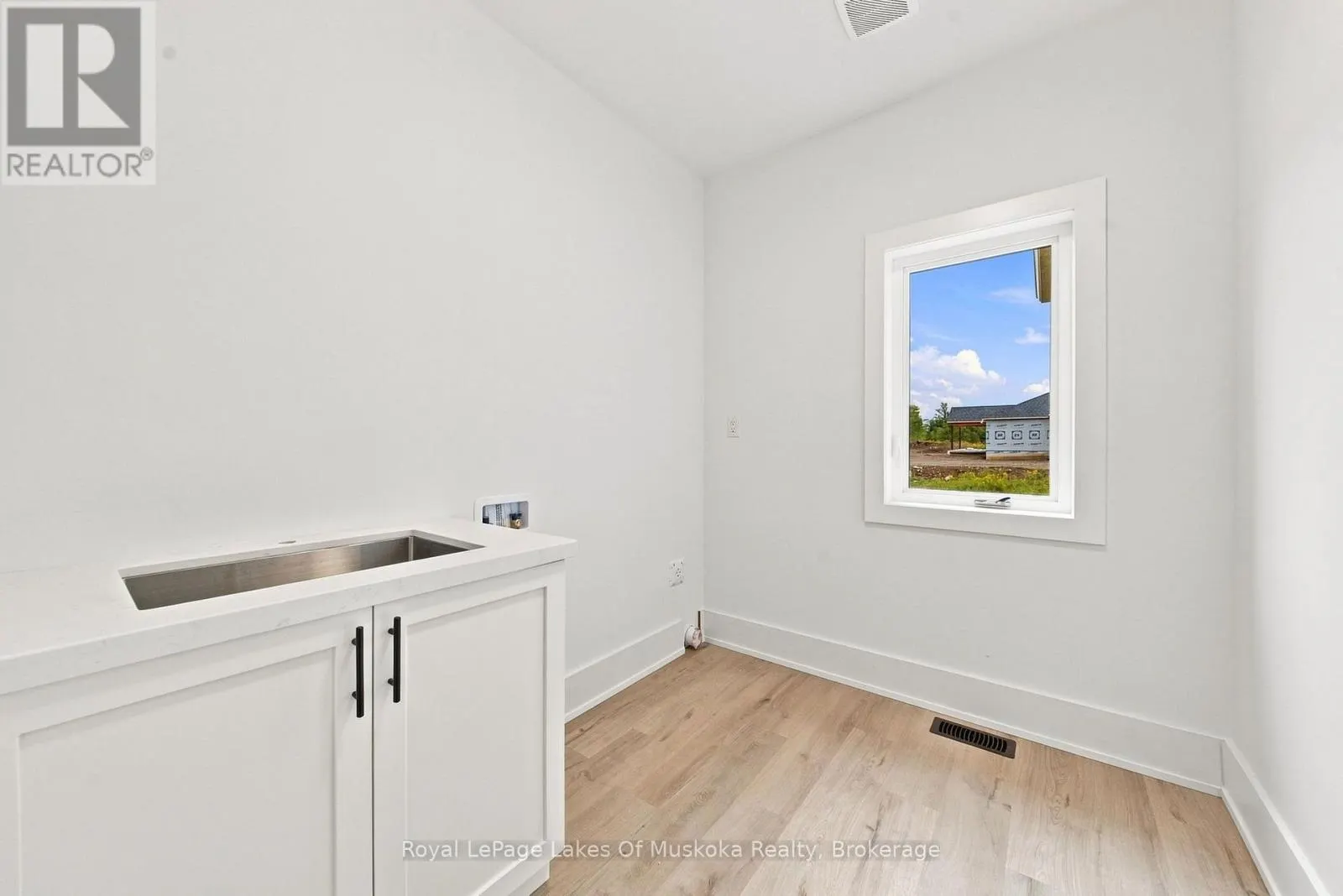 3 MEADOW ACRES ROAD