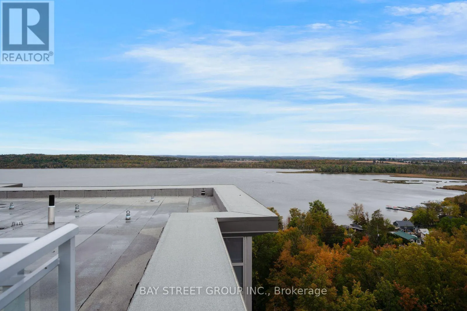 1011 - 58 LAKESIDE TERRACE