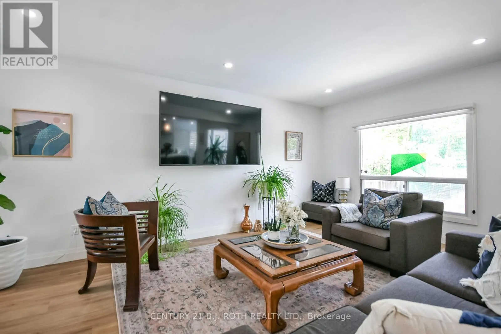 7 WESLEY STREET