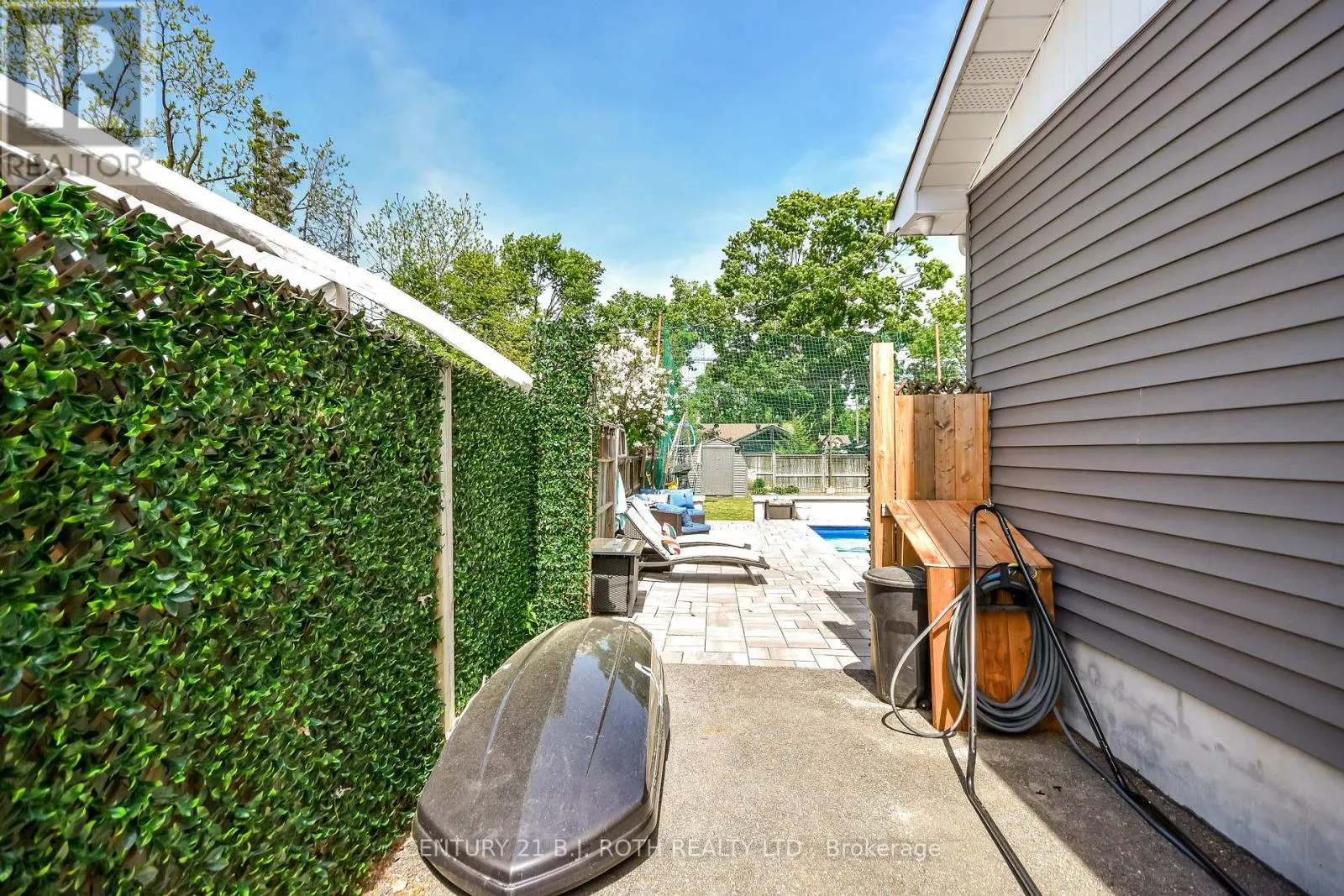 7 WESLEY STREET